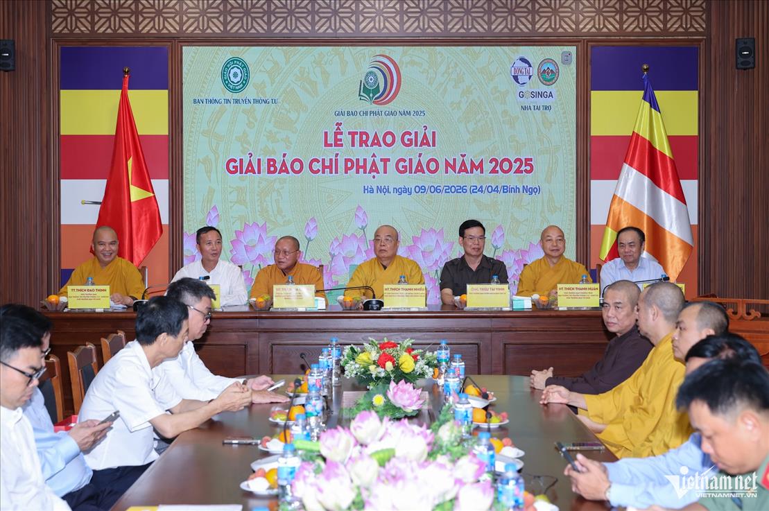 giai-thuong-bao-chi-phat-giao-nam-2025 a.jpg
